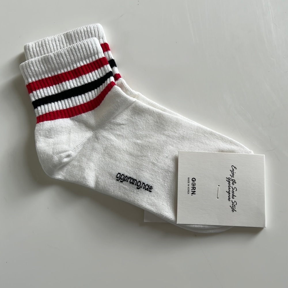 Ggorangnea socks